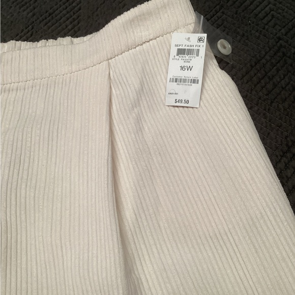 AND NOW THIS wide leg pant, size 16W, color Bone (cream) - Picture 4 of 6
